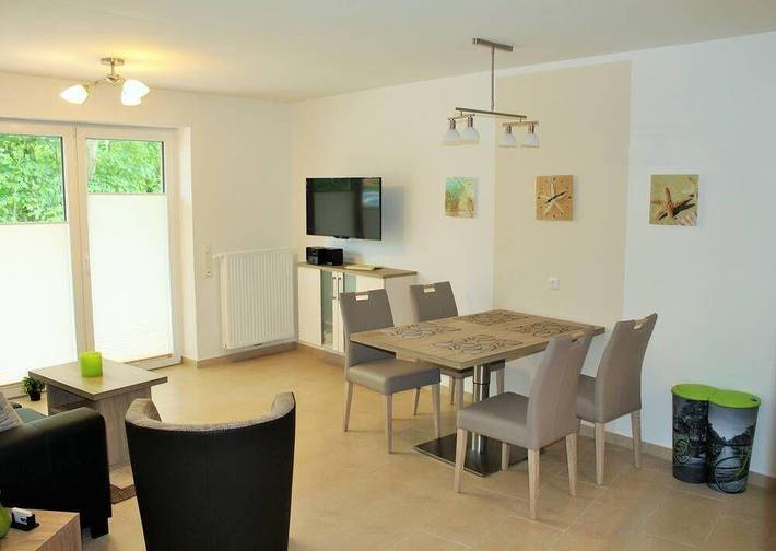 Ferienwohnung für 4 Personen, mit Garten und Terrasse in Norddeich Mole - 2