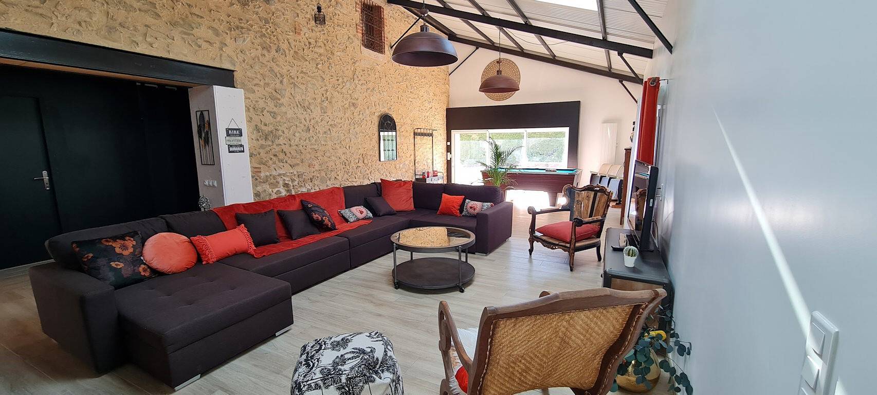 Gîte La Ferme Du Mesnil mit privater Terrasse, Wlan und Klimaanlage in La Flocellière, Fontenay-le-Comte