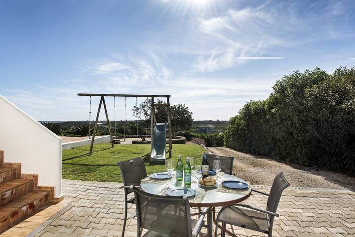 Casa rural para 6 personas, con piscina y jardín, Familias con niños en Altura - 2