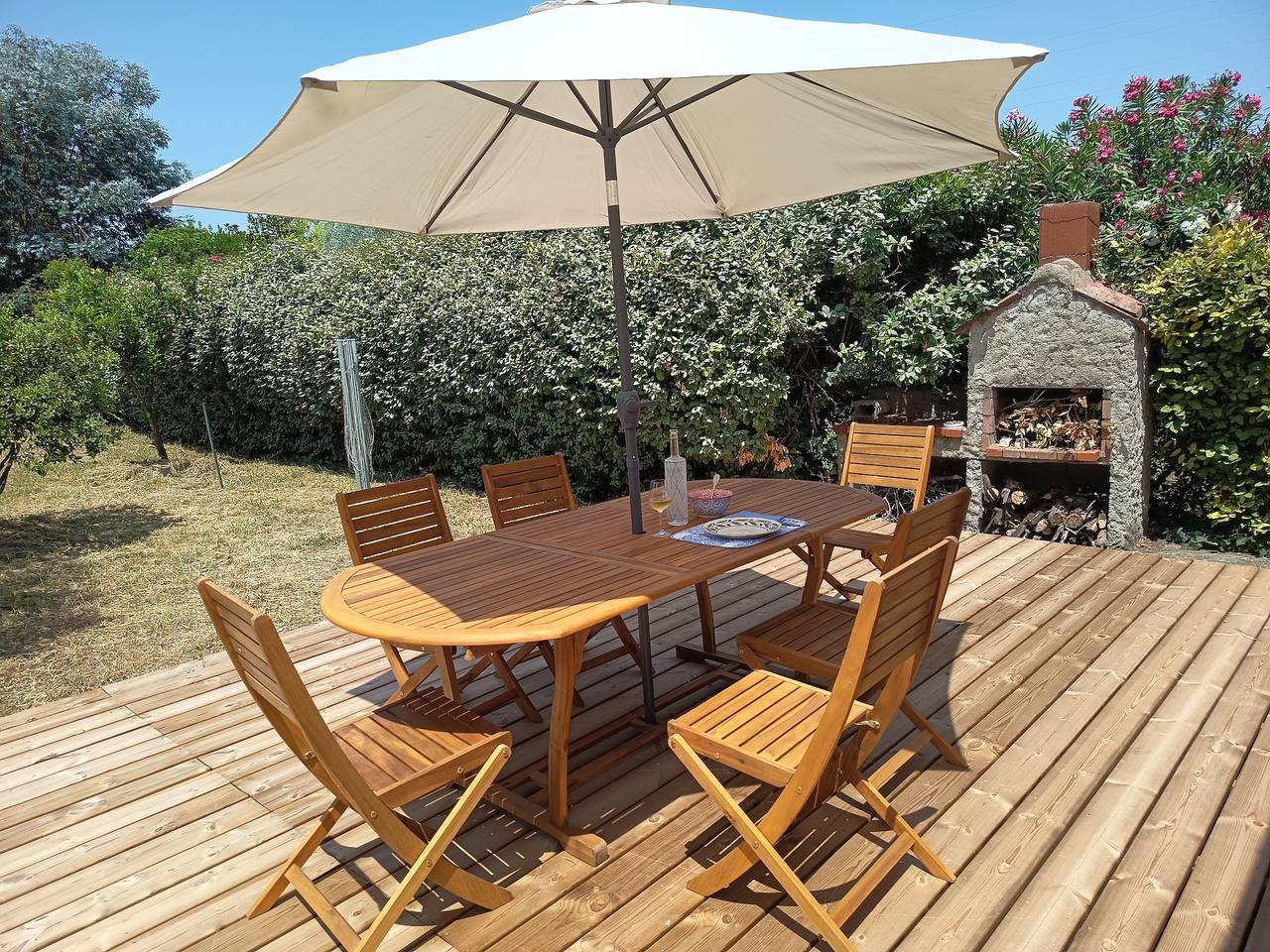 Holiday Home 'Des Barnèdes' with Private Pool, Wi-Fi and Air Conditioning in Saint-Génis-des-Fontaines, Céret region