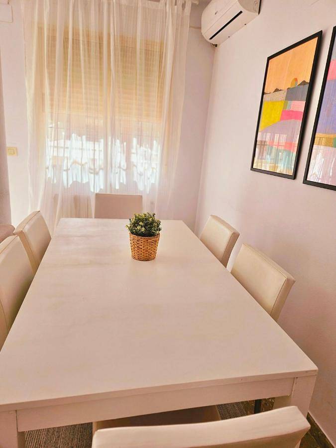 Apartamento entero, Alojamiento centrico en Hellin con garaje in Hellín, Provincia de Albacete