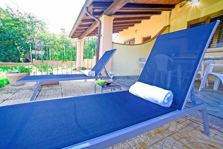 Ferienhaus für 4 Personen, mit Terrasse und Garten sowie Ausblick