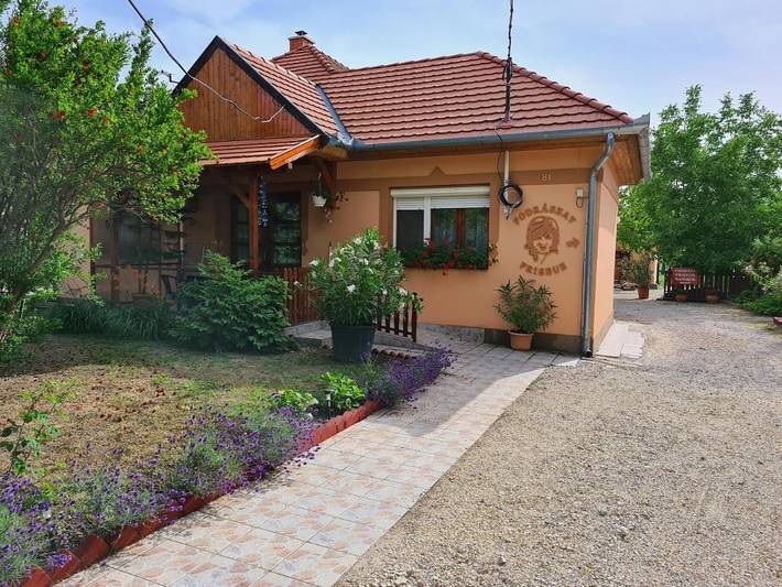 Ferienwohnung für 3 Personen, mit Balkon und Terrasse