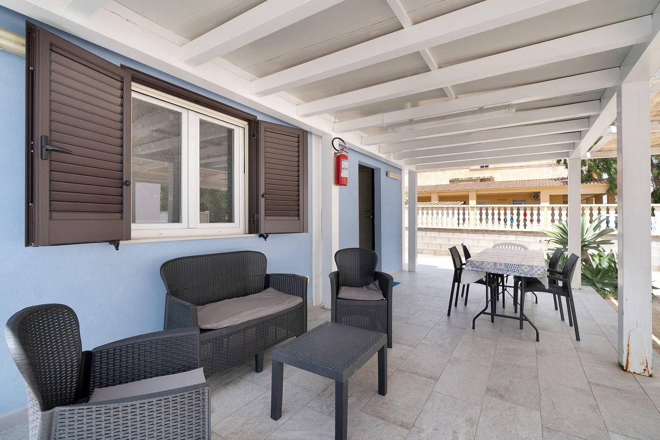 Apartamento entero, Casa Azzurra Beach frente al mar con acceso directo a la playa in Reitani, Municipio de Noto