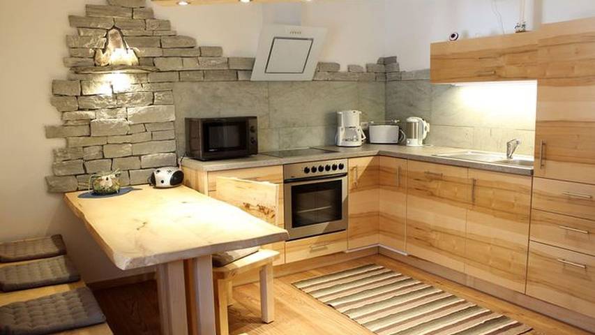 Vacation apartment for 2 people, with balcony in Ammergauer alps