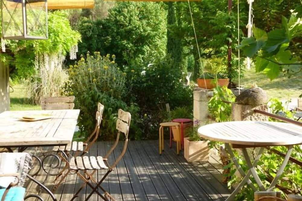Hübsches Bauernhaus komplett renoviert mit Garten von 4500 m2 und Wald in Dieulefit, Nyons und Umgebung
