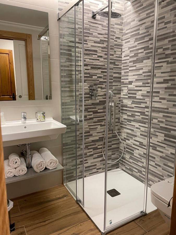 Hotel para 2 personas, con balcón y vistas en Parque Nacional de Los Picos de Europa - 4