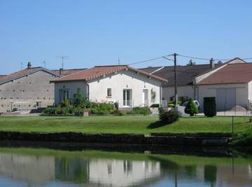Gîte pour 4 personnes, avec jardin dans Verdun
