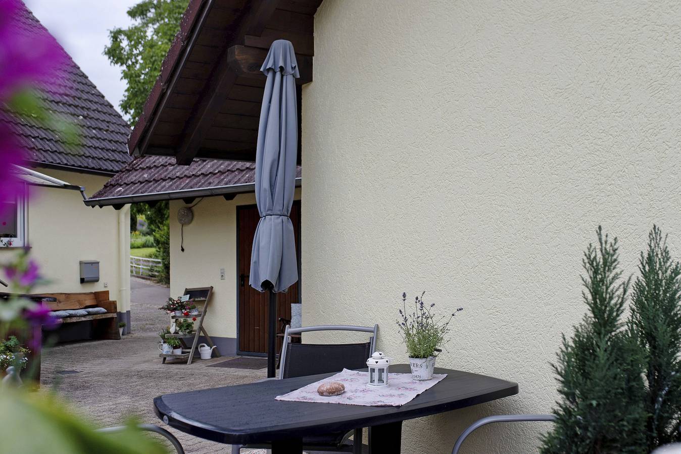 Ganze Wohnung, Ferienwohnung 'Haus Elfriede' in besonders ruhiger Lage in Britzingen, Müllheim