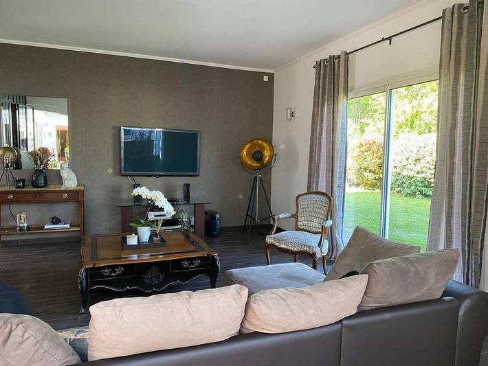 Gîte pour 2 personnes, avec vue dans Favars