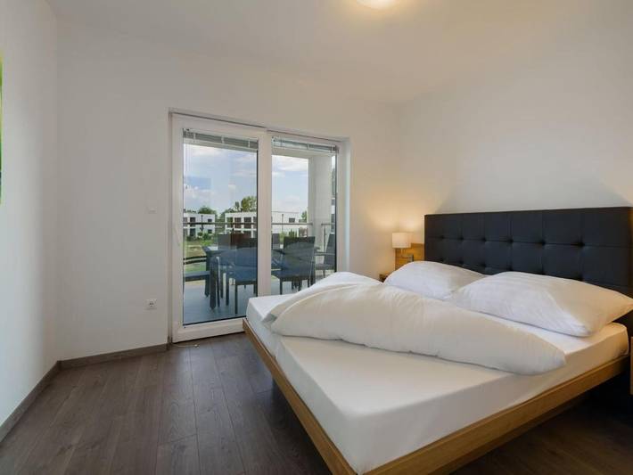 Ferienwohnung für 4 Personen, mit Balkon und Pool in Westtransdanubien