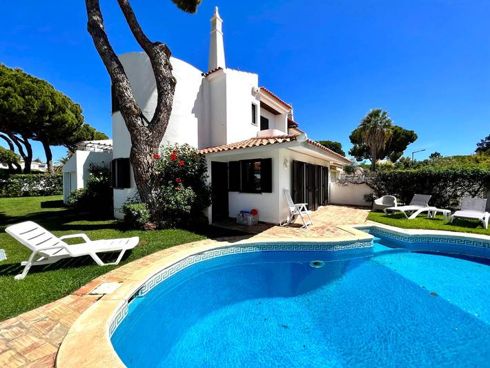 Villa pour 9 personnes, avec terrasse et jardin à Vilamoura - 3