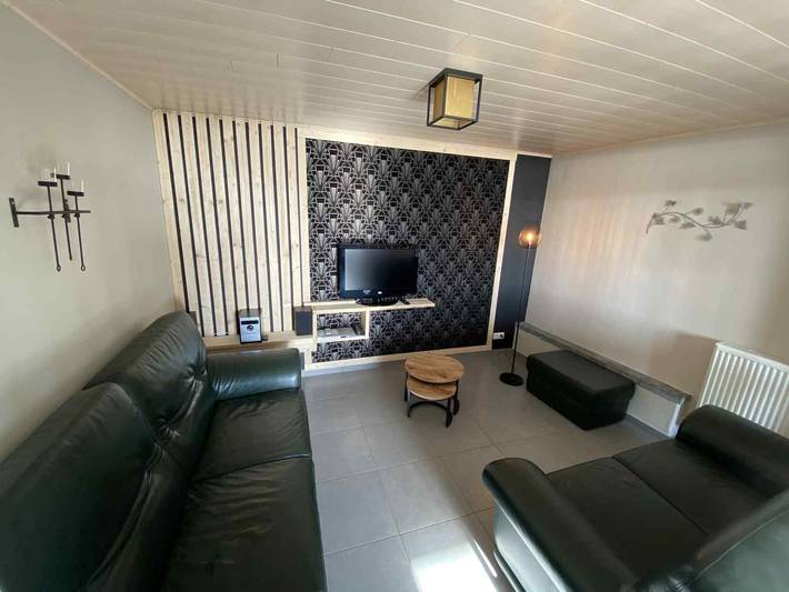 Location de vacances pour 11 personnes, avec jardin ainsi que sauna et terrasse dans Région de Liège - 2