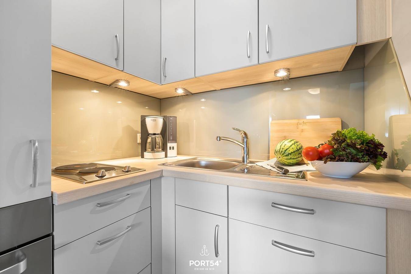 Ganze Wohnung, Lieblingsplatz - atemberaubender Wasserblick, Balkon, bodengleiche Dusche, Smart Tv in Holnis, Glücksburg