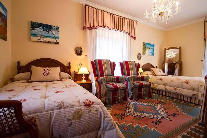 Location de vacances pour 10 personnes, avec balcon et jardin à Padrón - 3