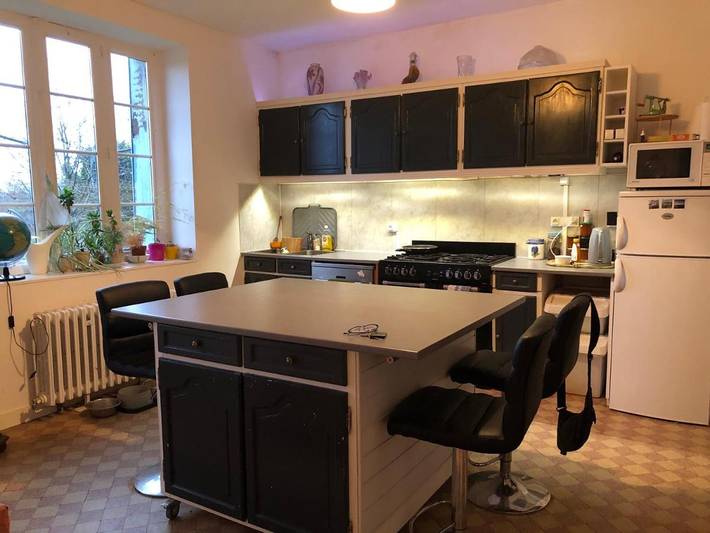 Location de vacances pour 6 personnes, avec jardin et terrasse ainsi que piscine et vue, animaux acceptés à Pré-en-Pail - 2