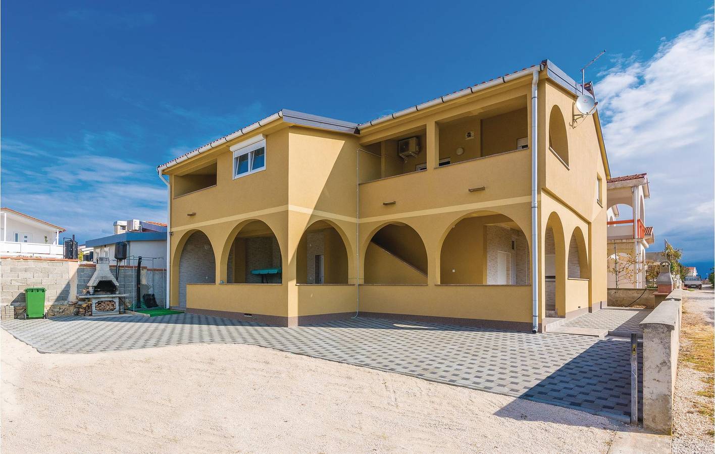 Appartamento vacanze a Vir a partire da 52€ a notte