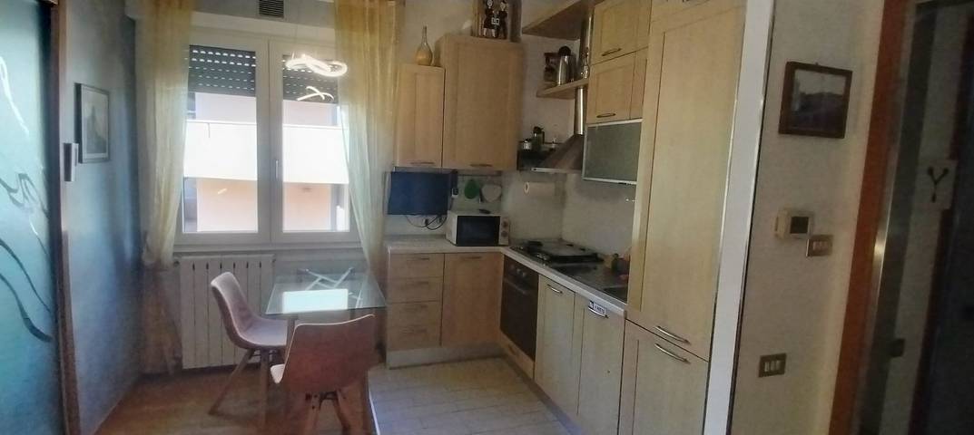 Appartement entier, Casa Bonsai : confort et commodité à Prato avec parking privé in Prato, Province de Prato