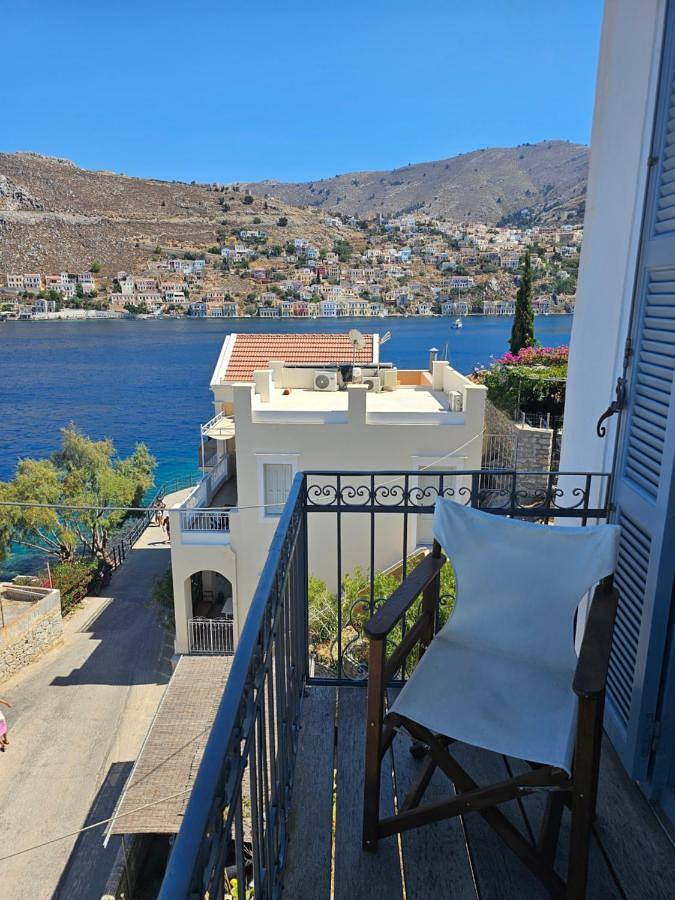 Chambre d’hôte pour 2 personnes, avec jardin et jacuzzi, animaux acceptés dans Symi - 2