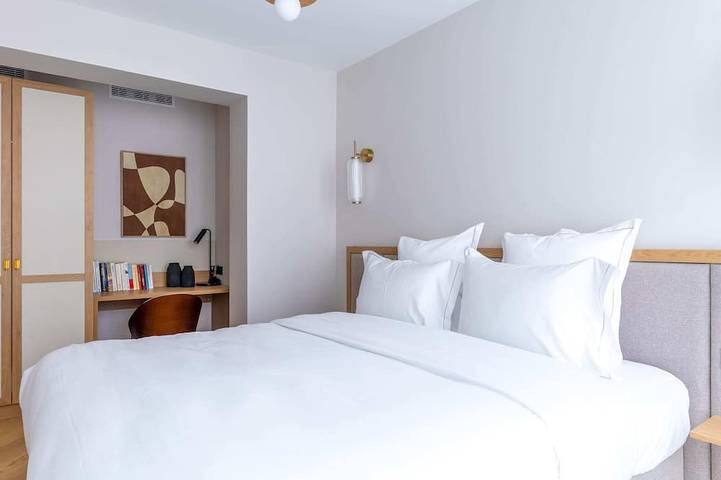 Gîte pour 4 personnes, avec balcon dans Theatre Edouard Vii Paris - 2