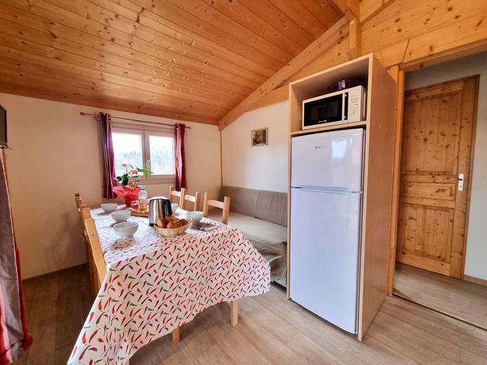 Gîte pour 6 personnes, avec jardin à Usson-en-Forez - 4