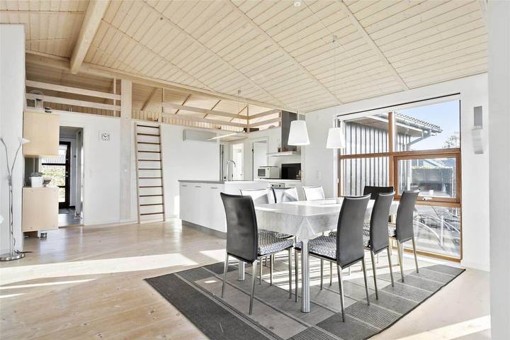 Ferienhaus für 8 Personen, mit Whirlpool und Terrasse sowie Sauna in Flovt Strand - 4