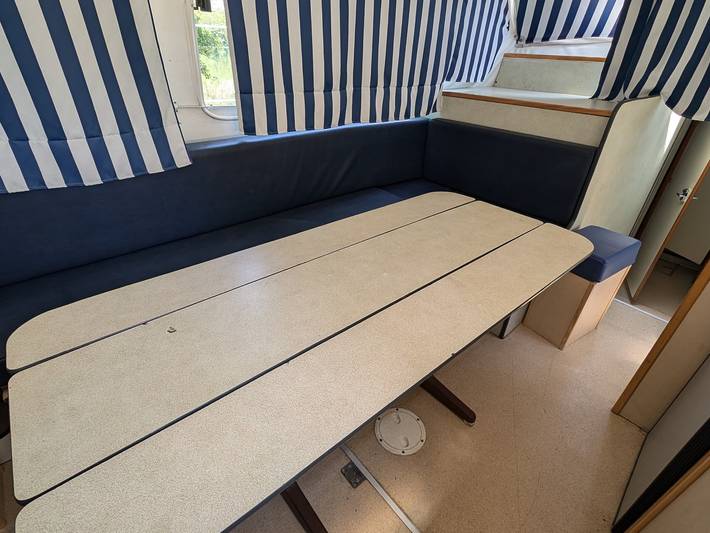 Péniche pour 8 personnes, animaux acceptés à Luzech - 3