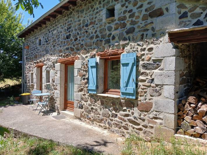 Location de vacances pour 2 personnes, avec Jardin à Beaulieu (Haute-Loire)