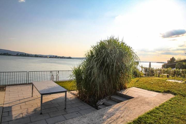 Ferienwohnung für 4 Personen, mit Ausblick und Garten sowie Terrasse in Allensbach - 2