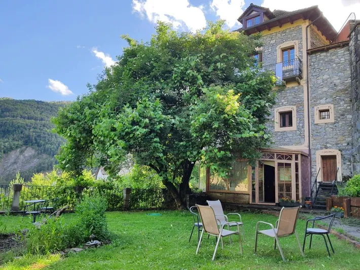 Casa rural para 4 personas, con jardín además de vistas y terraza, Se admiten mascotas - 1