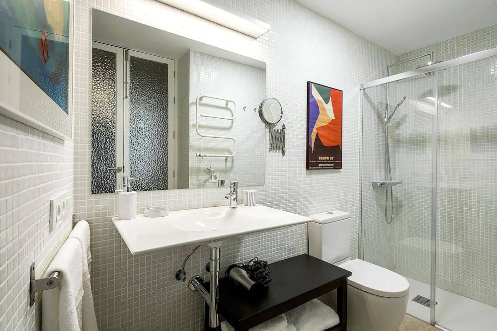Appartamento intero, Rodrigo Triana 1. 1 bedroom, shared terrace in Central Seville, Siviglia