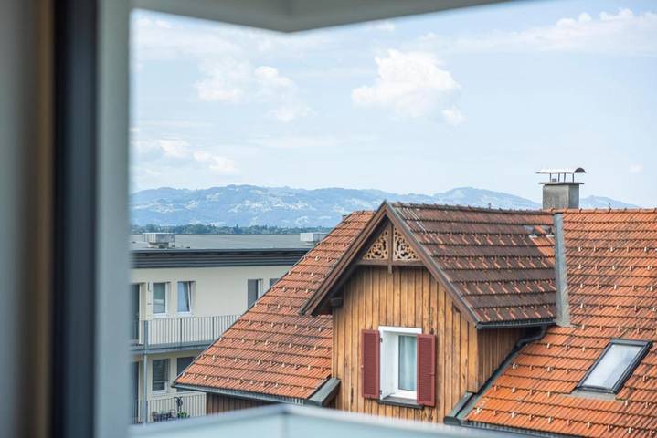 Ferienwohnung für 6 Personen, mit Balkon und Terrasse sowie Ausblick und Seeblick in Lochau - 2