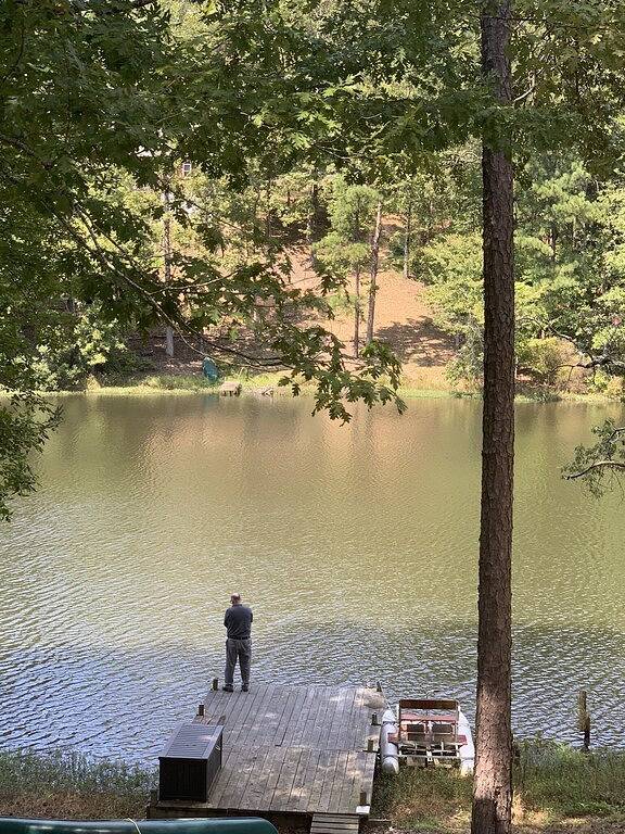 Rustic Peaceful Fishing Cabin \nnear University of Alabama Tannehill Mercedes in Tuscaloosa County