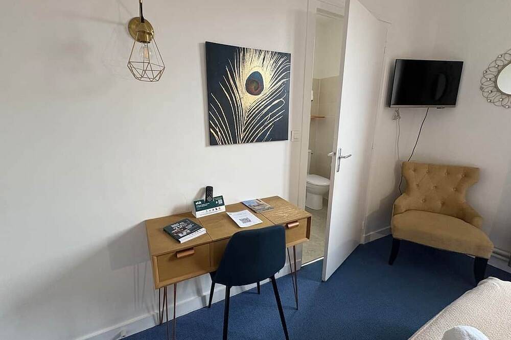 Chambre n°8 : la plume bleue in Paray-le-Monial, Région de Charolles