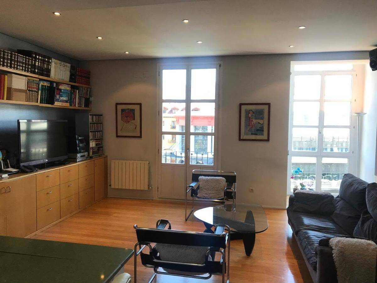 Entire apartment, Old Town & River (Casco Viejo Bilbao) E-Bi 1138 in Ibaiondo, Bilbao