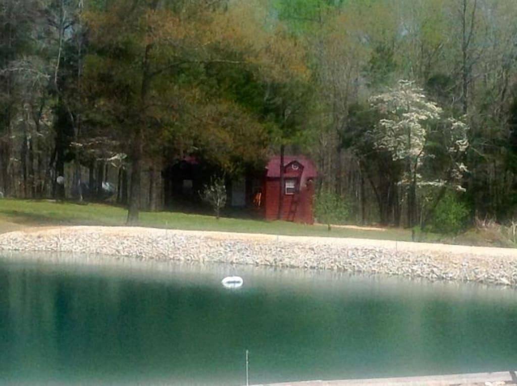 Cabin # 2, Kentucky Lake, Bassfischen, Camden, Tn, (Nashville 1, Memphis 1. 5) in Kentucky Lake
