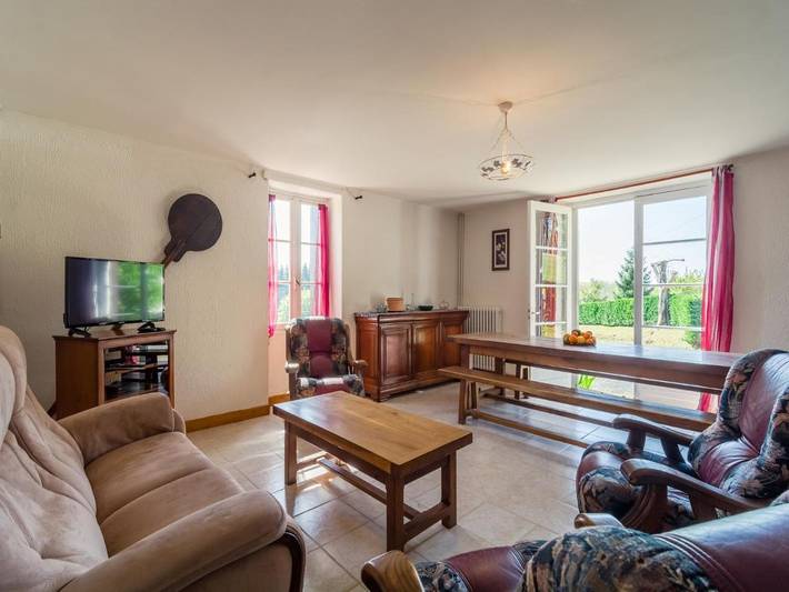 Location de vacances pour 4 personnes, avec piscine et terrasse à Loubejac - 2