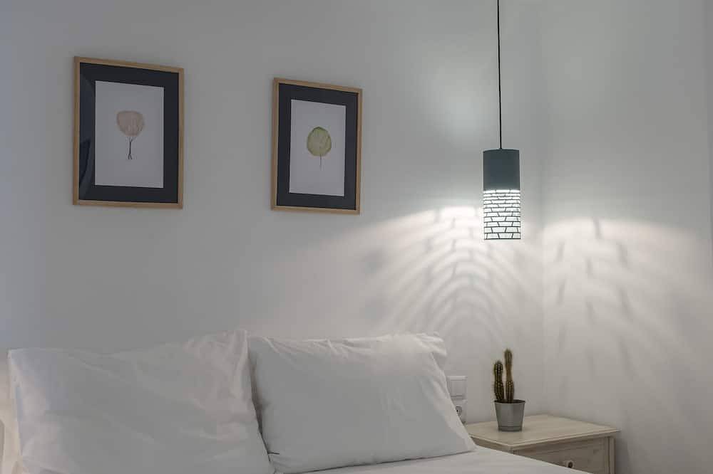 Ganze Wohnung, Urlaub am Meer mit einem Schlafzimmer Apartment, einzigartigen Meerblick Balkon, Kiveri, Nafplion in Xiropigado, Kynouria