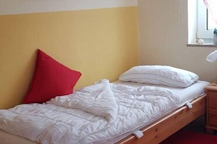Ferienwohnung für 4 Personen, mit Terrasse und Garten in Wenkendorf - 3