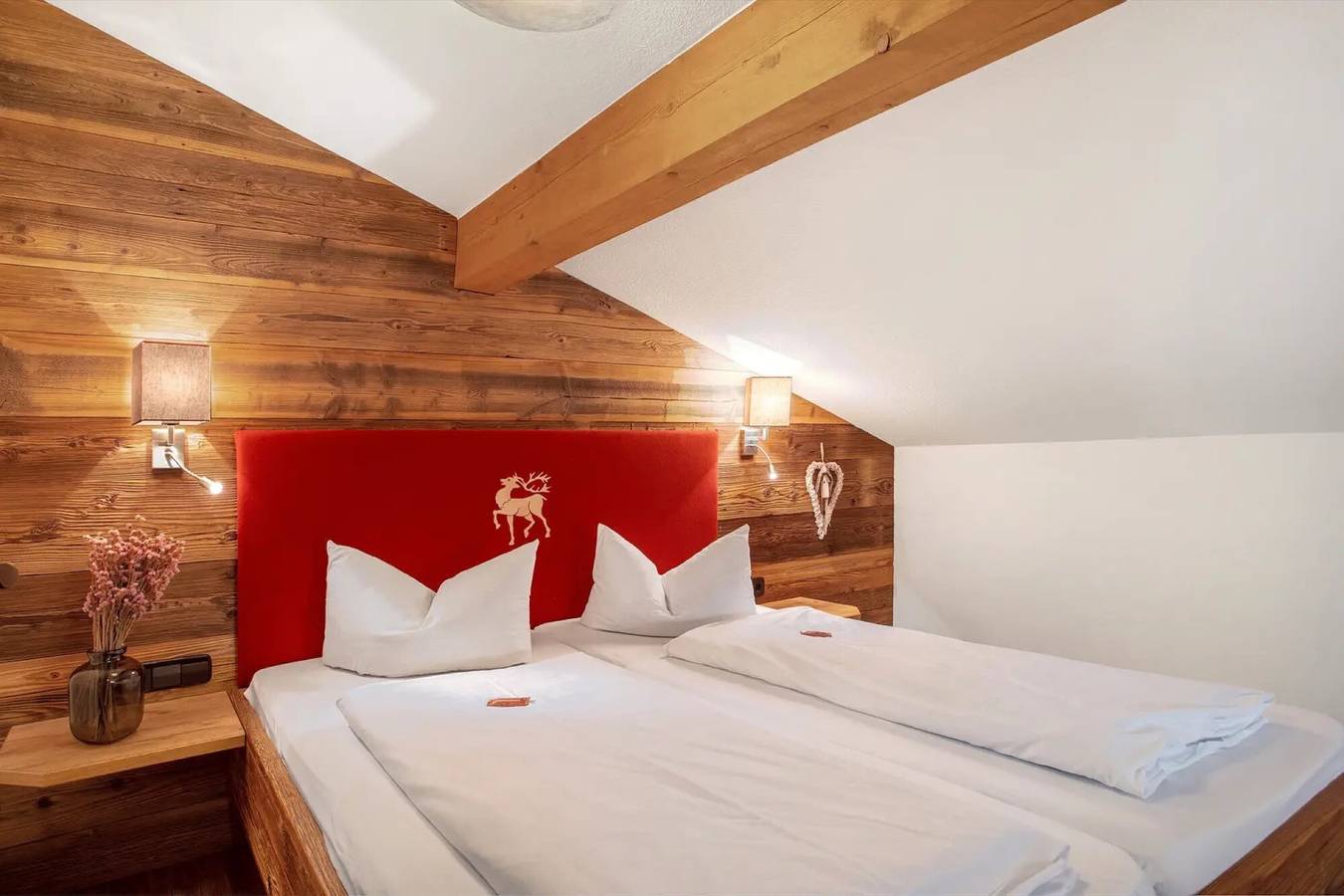 Ganze Wohnung, Ferienwohnung 'Panorama - Appartement 7' mit Bergblick, privater Balkon und geteilter Sauna in Reit im Winkl, Bayerische Alpen