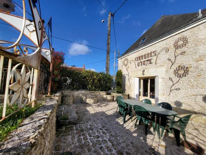 Location de vacances pour 8 personnes, avec terrasse, animaux acceptés à Chisseaux - 2