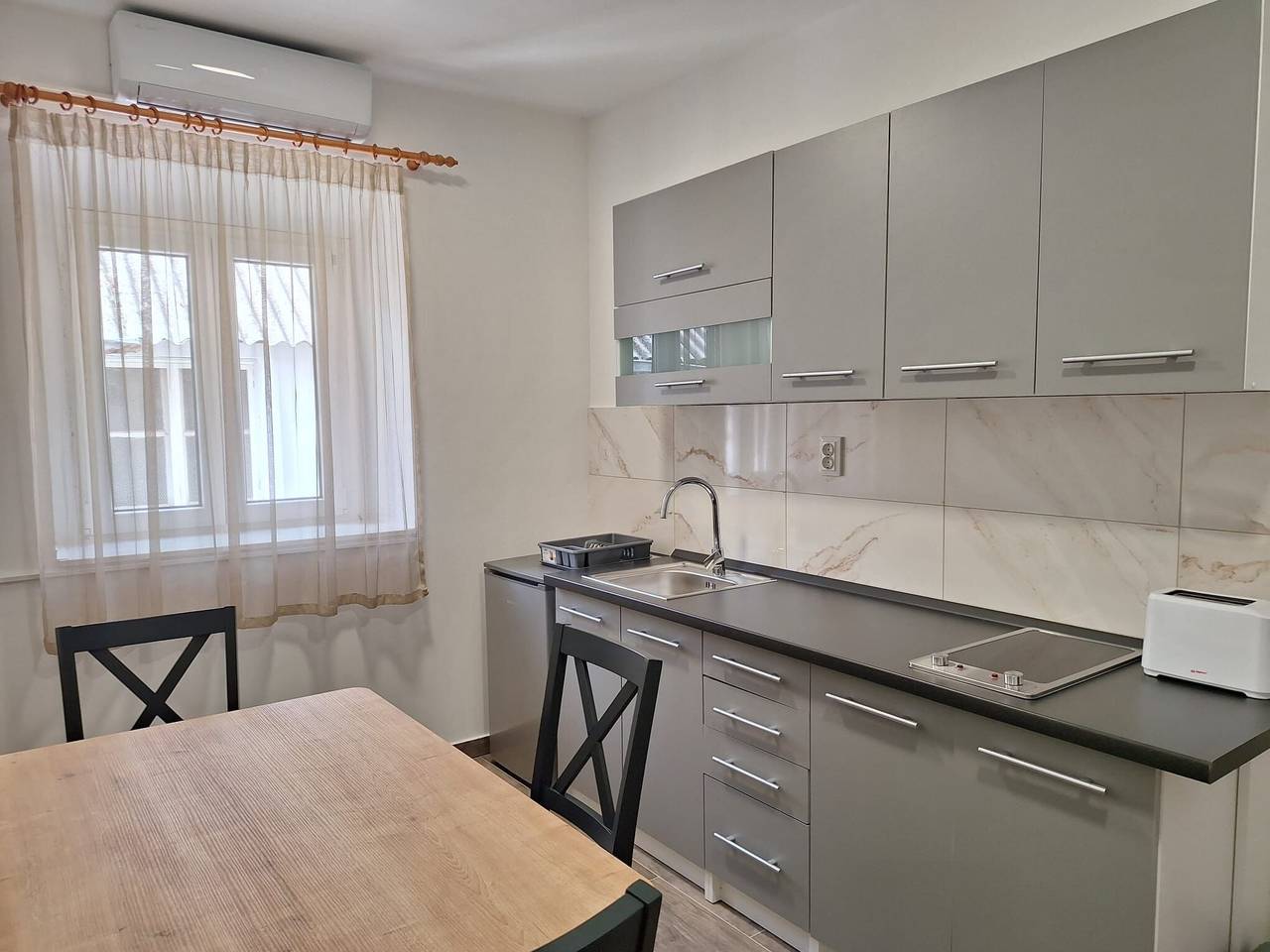 Ganze Wohnung, Apartments Neptun in Maslinica, Solta