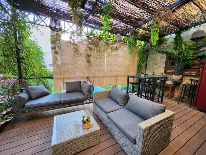 Gîte pour 2 personnes, avec jardin et terrasse