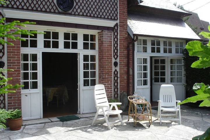 Location de vacances pour 6 personnes, avec jardin dans Grand Casino de Cabourg