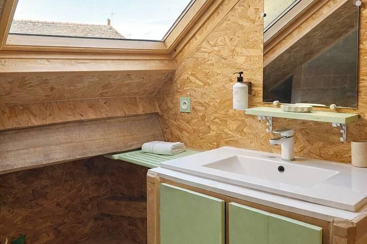Ganze Wohnung, New Holiday Concept 3 In 1: Cottage, Catering Caribbean, Aktivitäten in Bellechaume, Auxerre und Umgebung