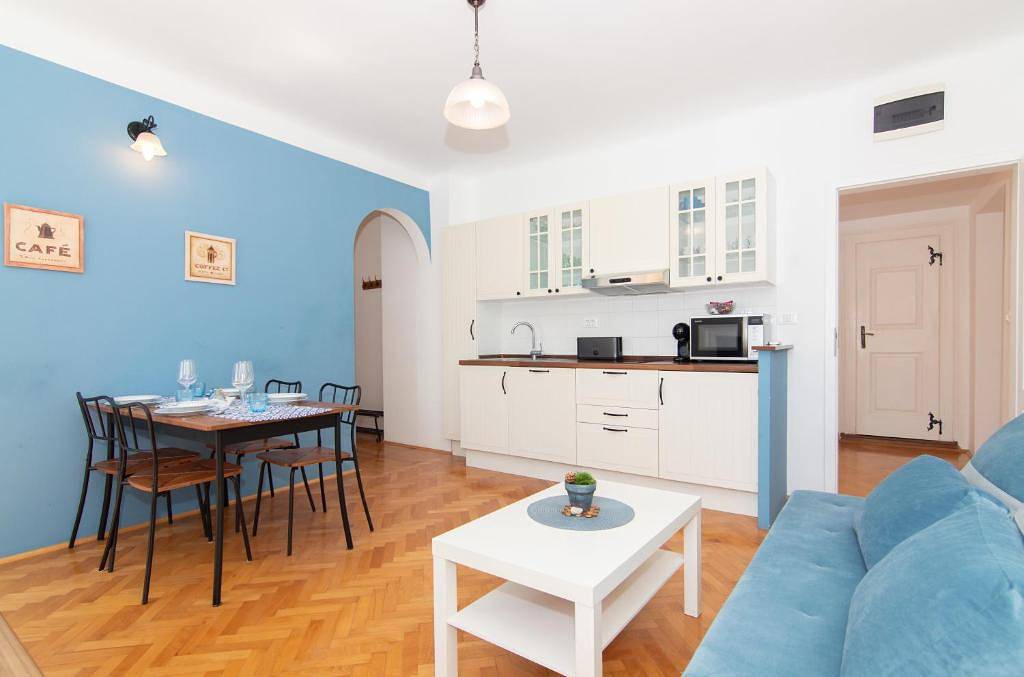Vacation Rental for 4 Guests in Piran, Slovene Riviera