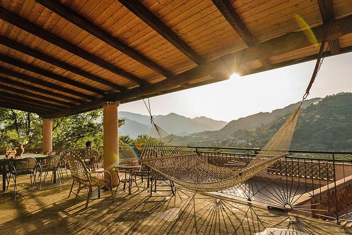 Casa vacanza per 6 persone, con piscina e panorama nonché terrazza, con animali domestici in Provincia di Messina