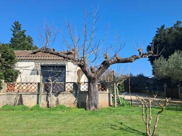 Gîte pour 6 personnes, avec balcon ainsi que vue et jardin à Saint-Paulet-de-Caisson