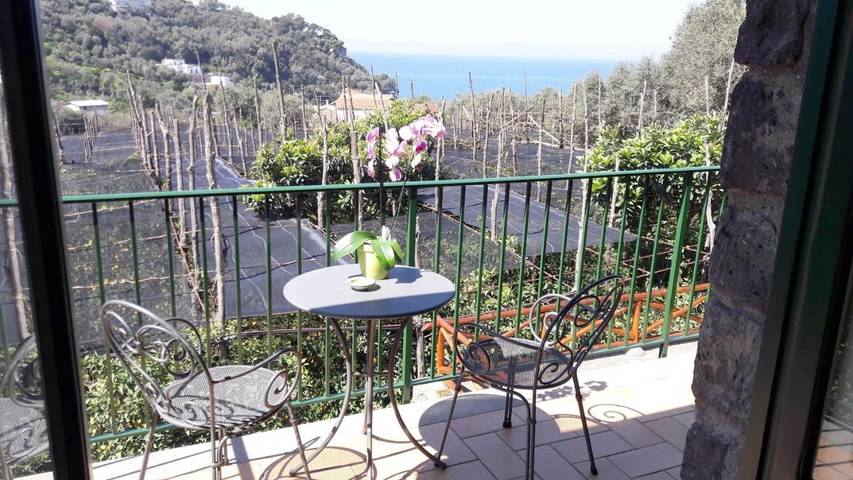 Casa vacanza per 2 persone, con Balcone e Terrazza nonché Giardino e Panorama a Conca Verde - Sorrento
