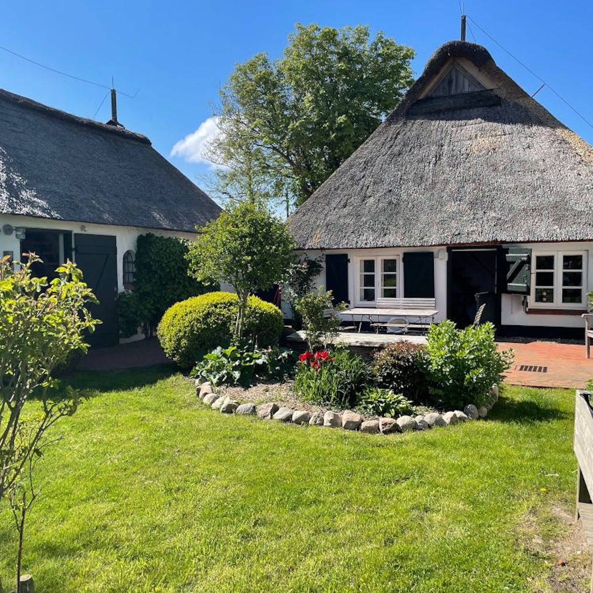 Friesenkate am Seedeich in Hillgroven, Dithmarschen